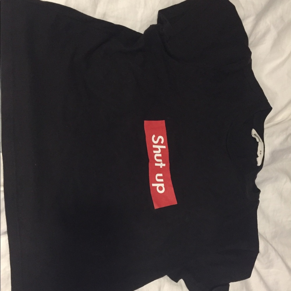 Black t-shirt
